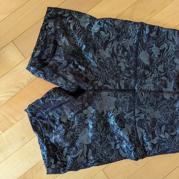 Wunder train high-rise shorts - Picture 4 of 7